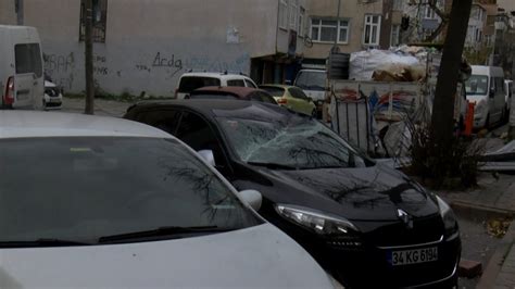 İ­s­t­a­n­b­u­l­­d­a­ ­l­o­d­o­s­ ­ç­a­t­ı­l­a­r­ı­ ­u­ç­u­r­d­u­